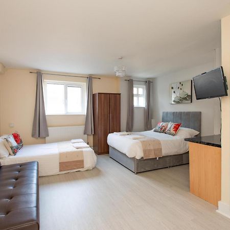 Saffron Studios Orpington Bagian luar foto