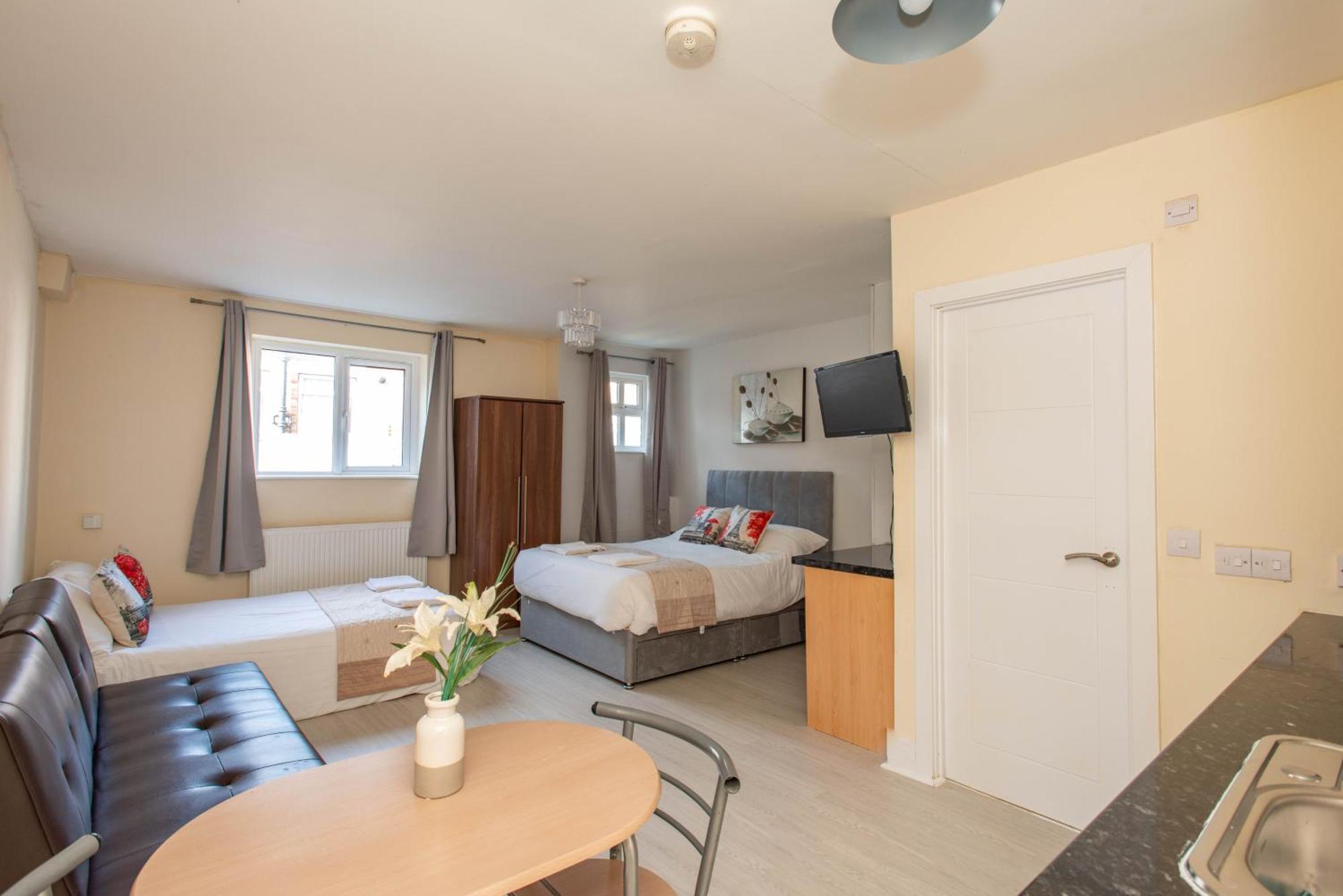 Saffron Studios Orpington Bagian luar foto