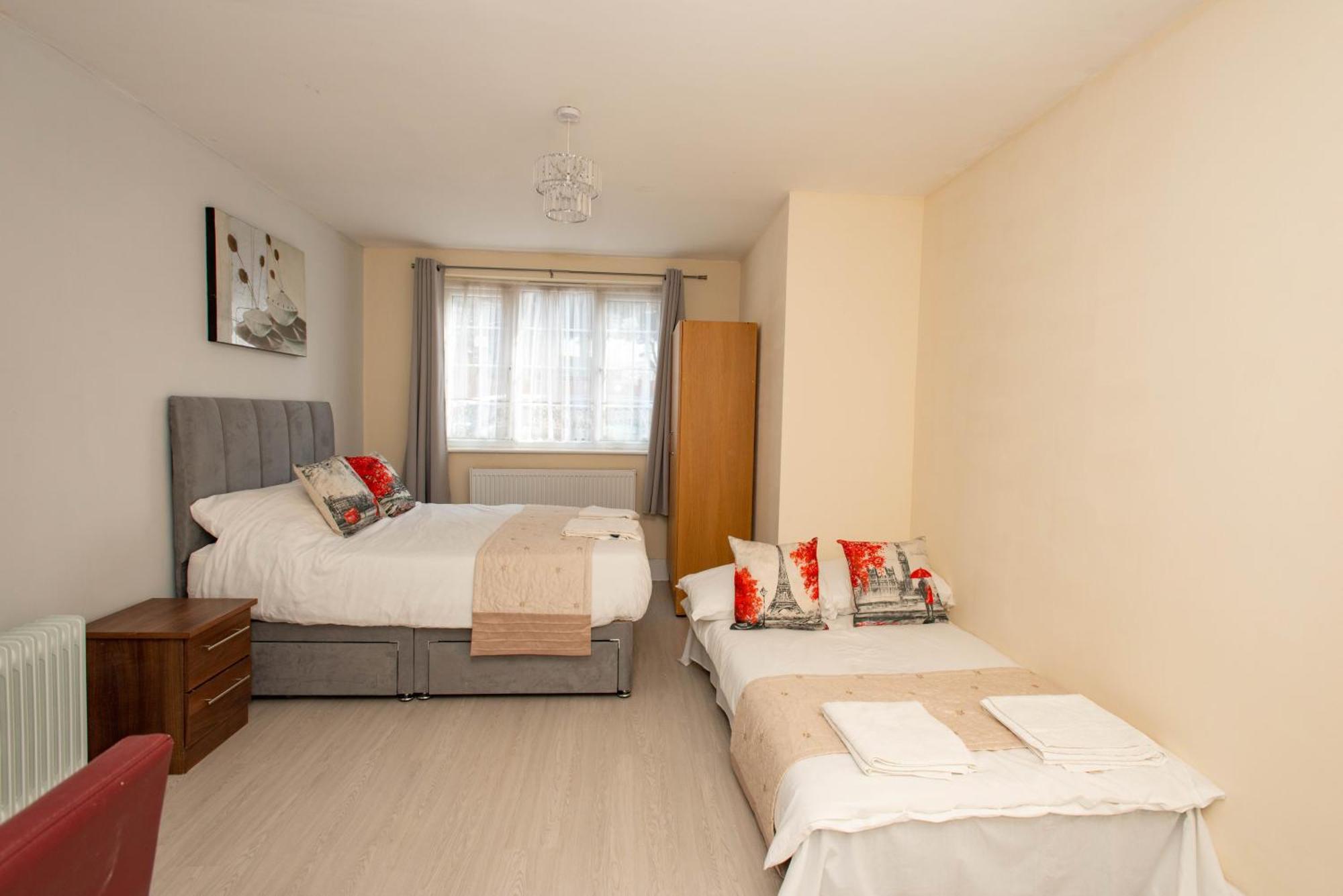 Saffron Studios Orpington Bagian luar foto