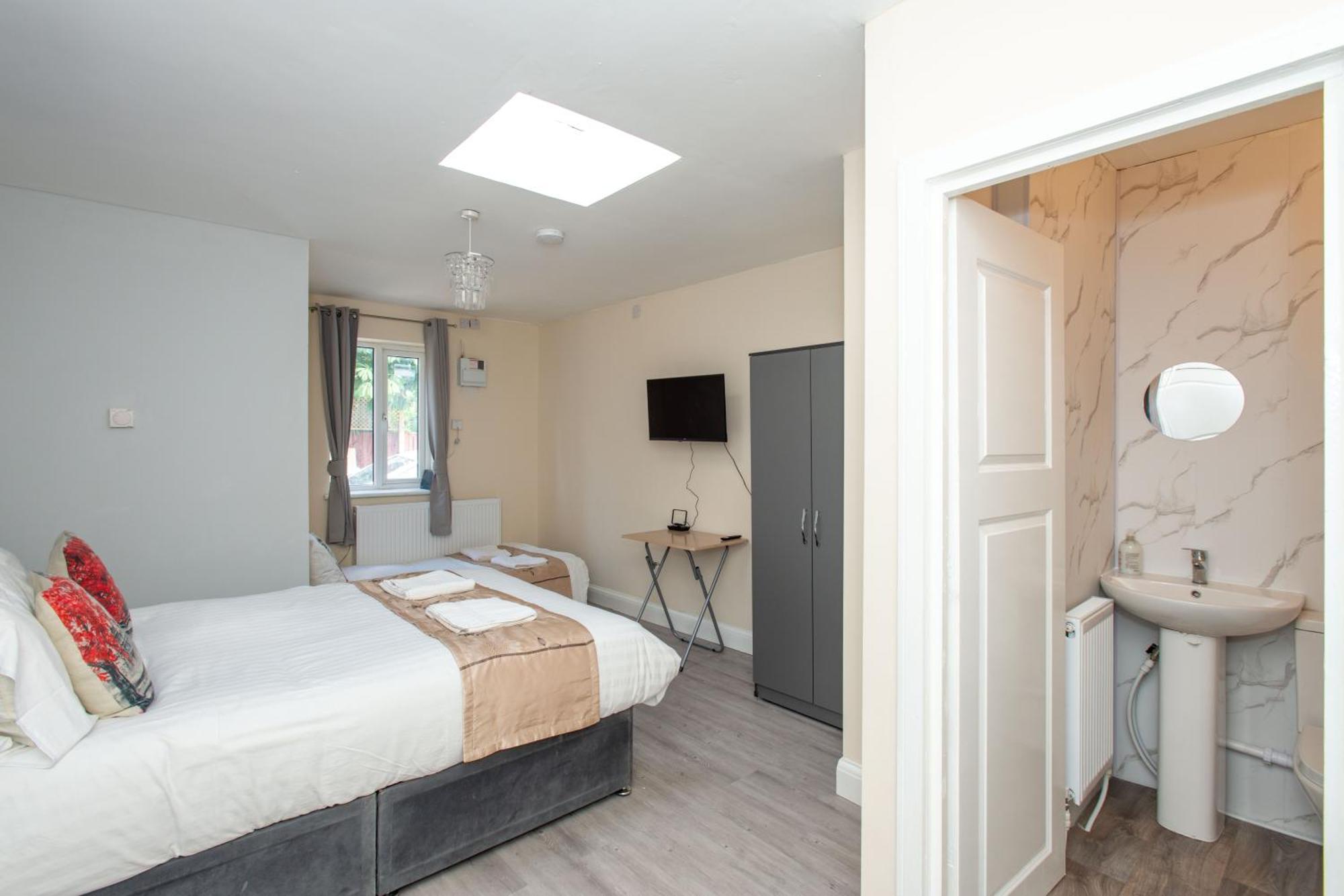Saffron Studios Orpington Bagian luar foto