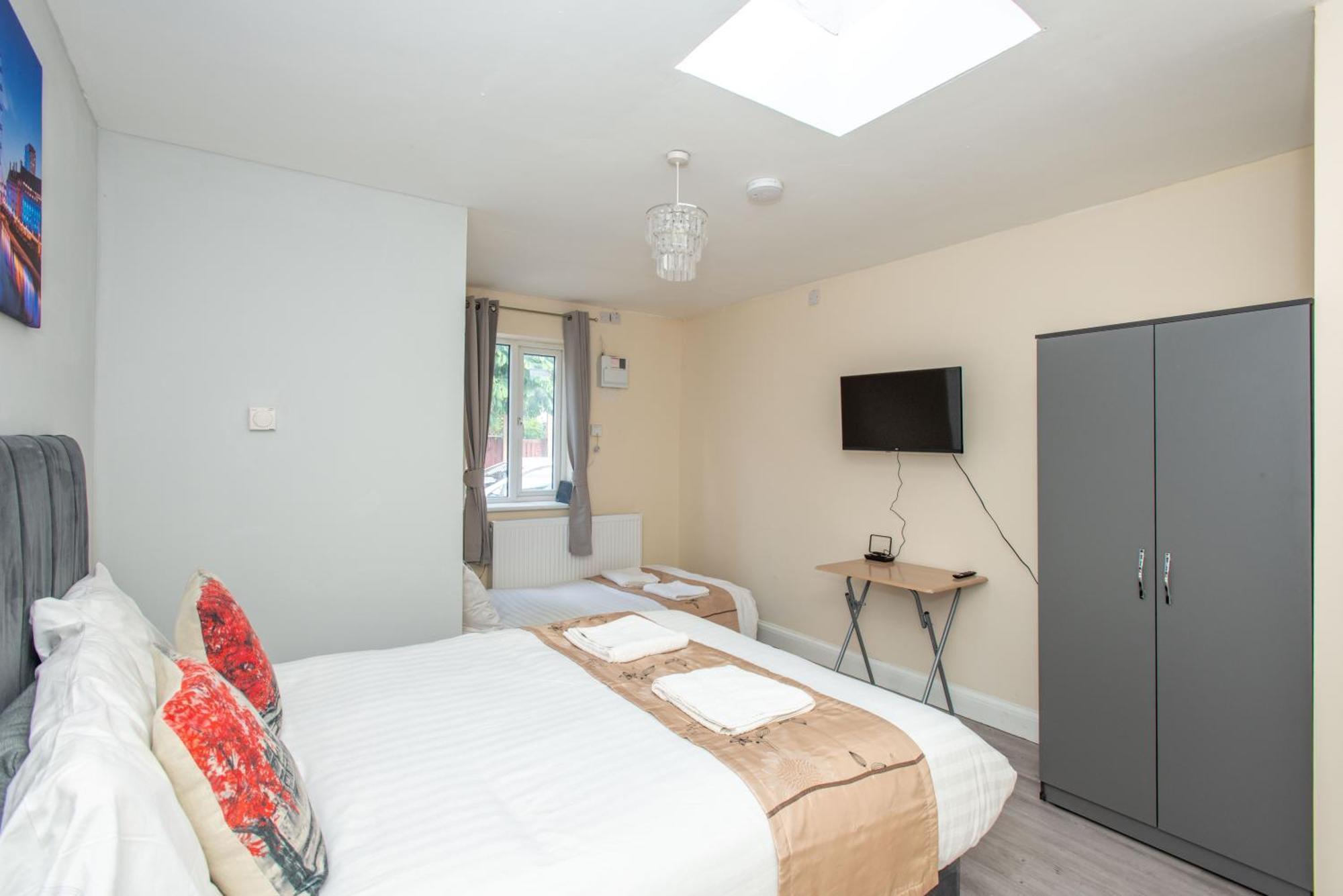 Saffron Studios Orpington Bagian luar foto